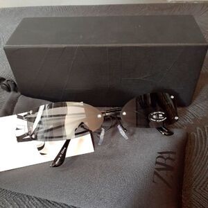NWT Zara Visor Style Sunglasses
